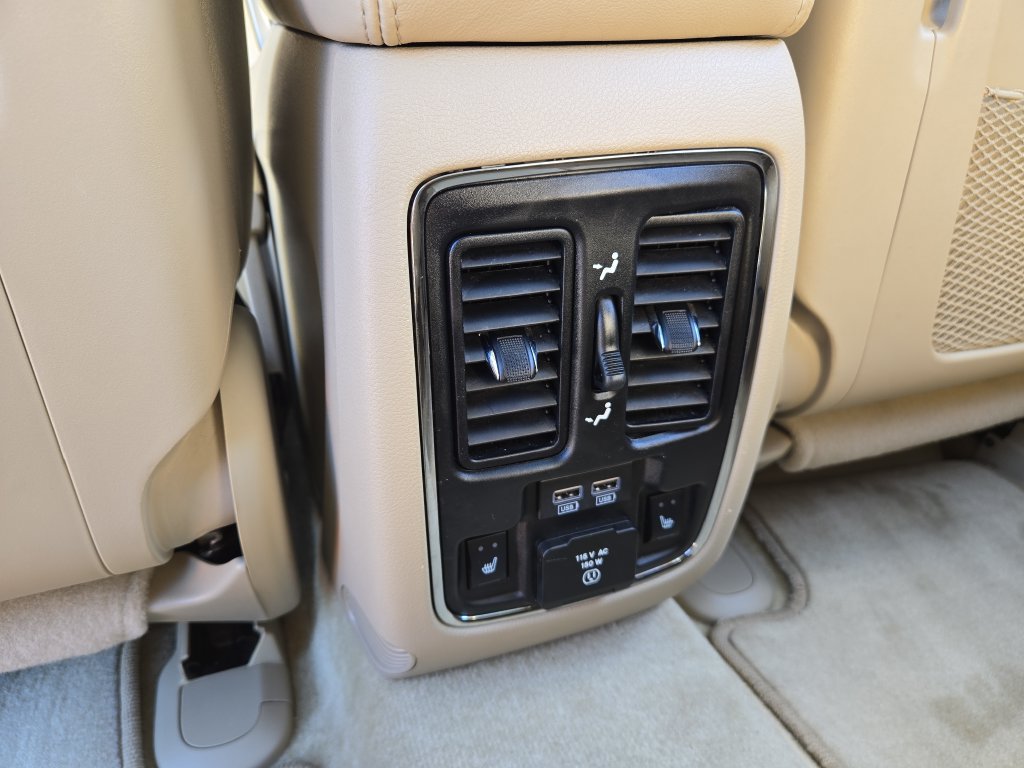 Used 2018 Jeep Grand Cherokee Overland AWD/4WD image 26