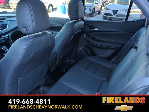 Certified 2020 Buick Encore GX Essence w/ Experience Buick Package image 20