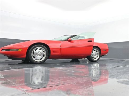 Used 1994 Chevrolet Corvette Base image 31