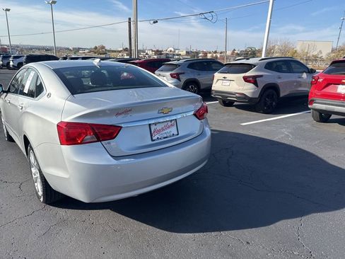 Used 2019 Chevrolet Impala LT image 19