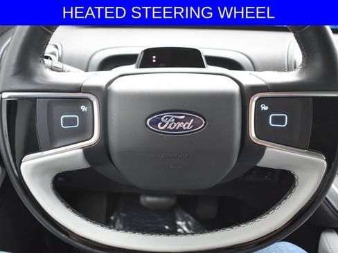 Used 2025 Ford Expedition Platinum w/ Platinum Ultimate Package AWD/4WD image 23