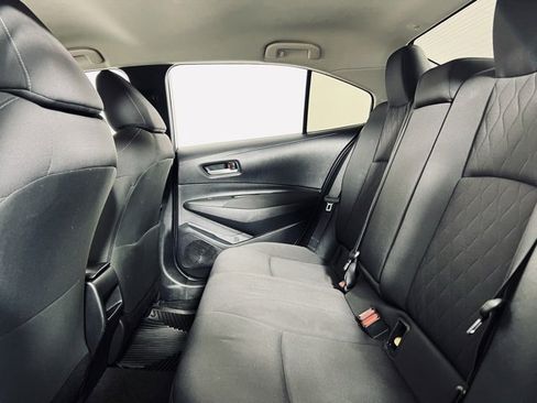 Used 2020 Toyota Corolla LE image 12