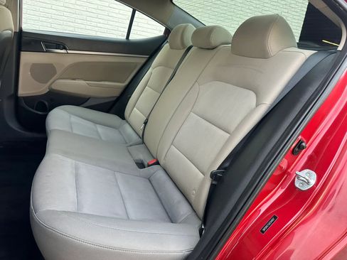 Used 2018 Hyundai Elantra SEL FWD image 17
