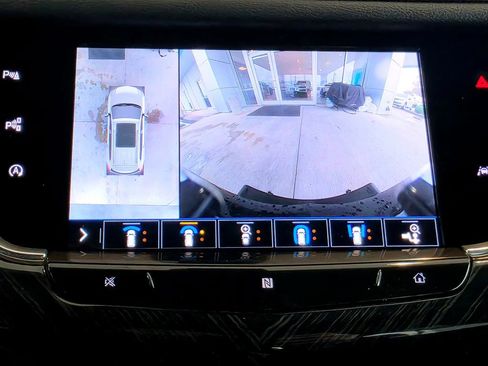 Used 2020 Cadillac XT6 Premium Luxury AWD/4WD image 71