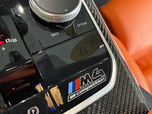 Used 2021 BMW M4 Competition w/ M Carbon Exterior Package RWD image 27