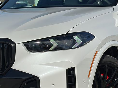 New 2026 BMW X5 xDrive40i w/ M Sport Package image 4