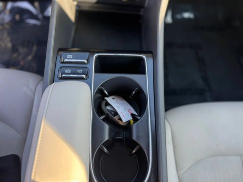 Used 2025 Hyundai Sonata SEL FWD image 19