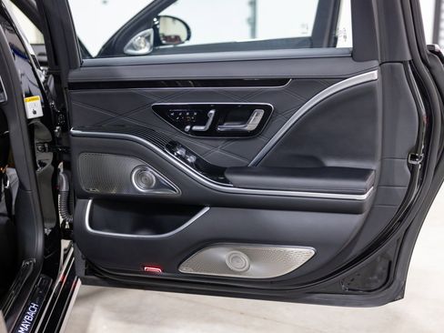Used 2024 Mercedes-Benz Maybach S 680 4MATIC image 26