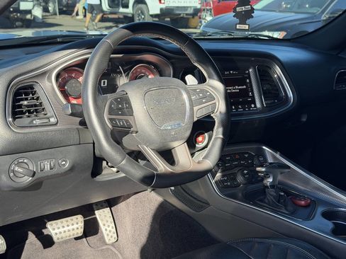 Used 2018 Dodge Challenger SRT Hellcat image 16