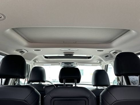 New 2026 Kia Carnival SX FWD image 8