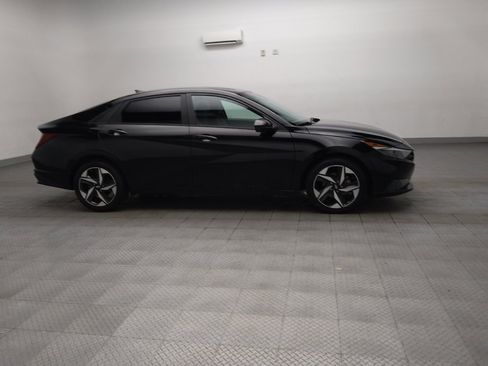 Used 2023 Hyundai Elantra SEL w/ Convenience Package FWD image 11