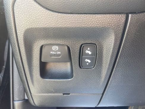 Used 2023 RAM 1500 Big Horn AWD/4WD image 25