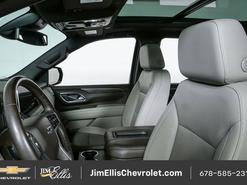 Certified 2023 Chevrolet Tahoe Z71 w/ Luxury Package AWD/4WD image 5