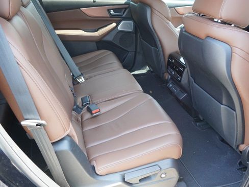 Used 2025 Acura MDX SH-AWD w/ Technology Package image 11