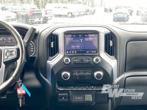 Used 2022 GMC Sierra 2500 SLE image 22