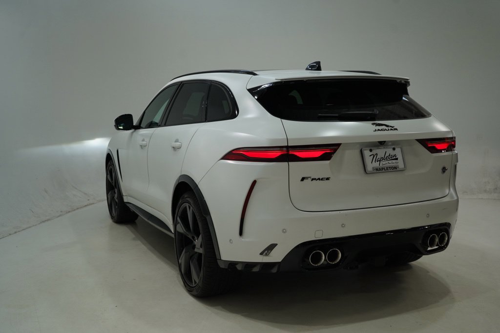 Used 2023 Jaguar F-PACE SVR AWD/4WD image 6