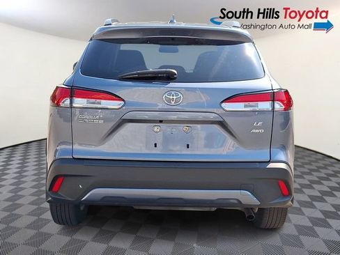 Used 2023 Toyota Corolla Cross LE w/ Moonroof Package AWD/4WD image 4