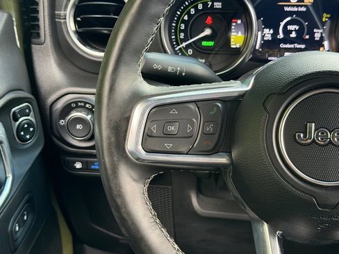 Used 2023 Jeep Wrangler Unlimited Sahara w/ Cold Weather Group AWD/4WD image 43