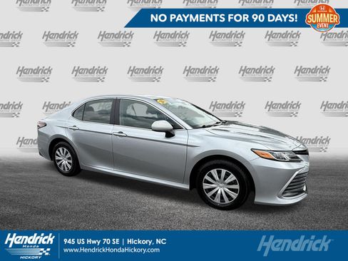 Used 2024 Toyota Camry LE FWD image 1