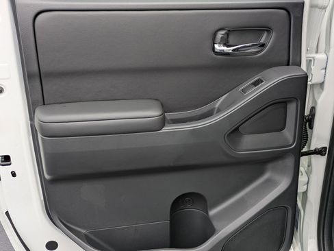 New 2026 Nissan Frontier SV w/ Tow Package image 24