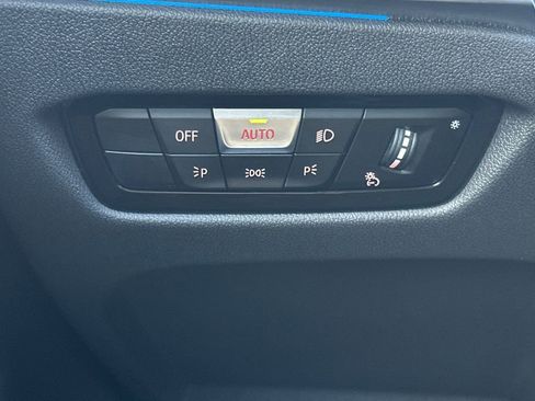 Used 2023 BMW i4 eDrive40 w/ M Sport Package image 31