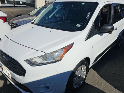 Used 2020 Ford Transit Connect XLT image 5