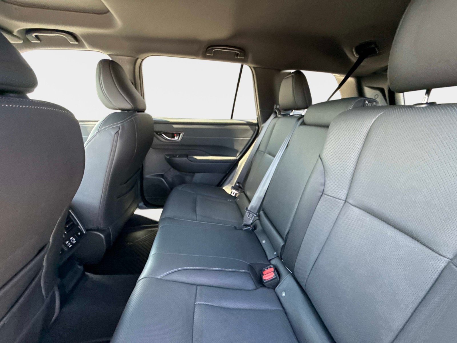 New 2026 Subaru Outback Touring XT AWD/4WD image 15