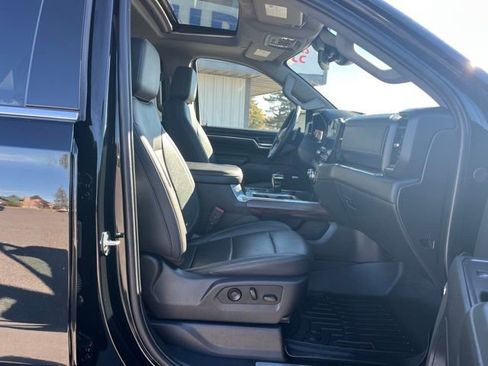 Used 2024 GMC Sierra 1500 SLT image 31