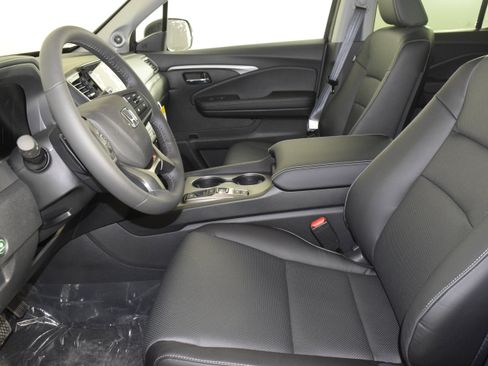 New 2026 Honda Ridgeline RTL image 14