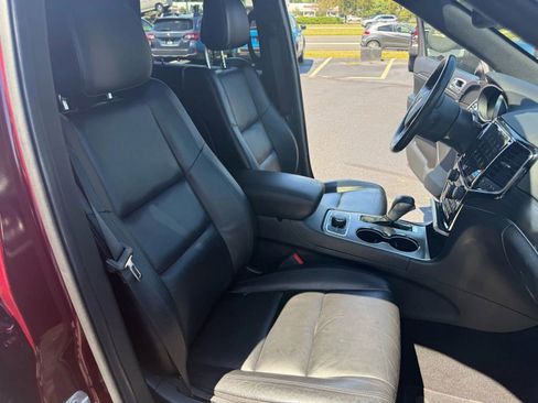 Used 2020 Jeep Grand Cherokee Limited AWD/4WD image 44
