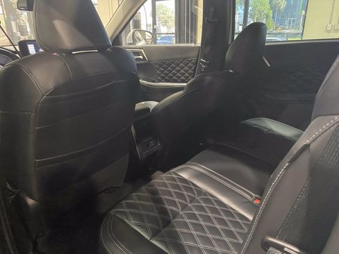 Used 2022 Mitsubishi Outlander SEL AWD/4WD image 5