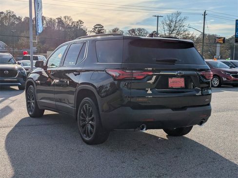 Used 2023 Chevrolet Traverse RS image 6