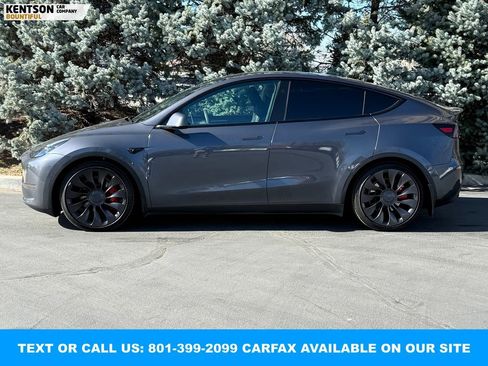 Used 2023 Tesla Model Y Performance image 4