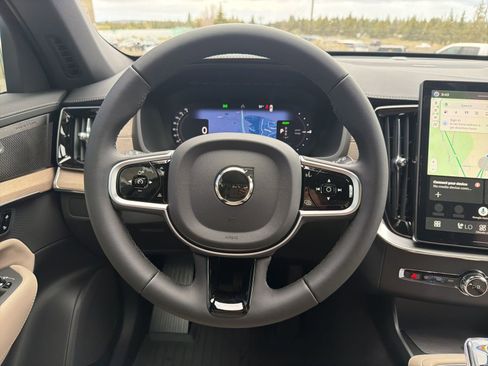New 2026 Volvo XC90 T8 Ultra w/ Protection Package AWD/4WD image 11