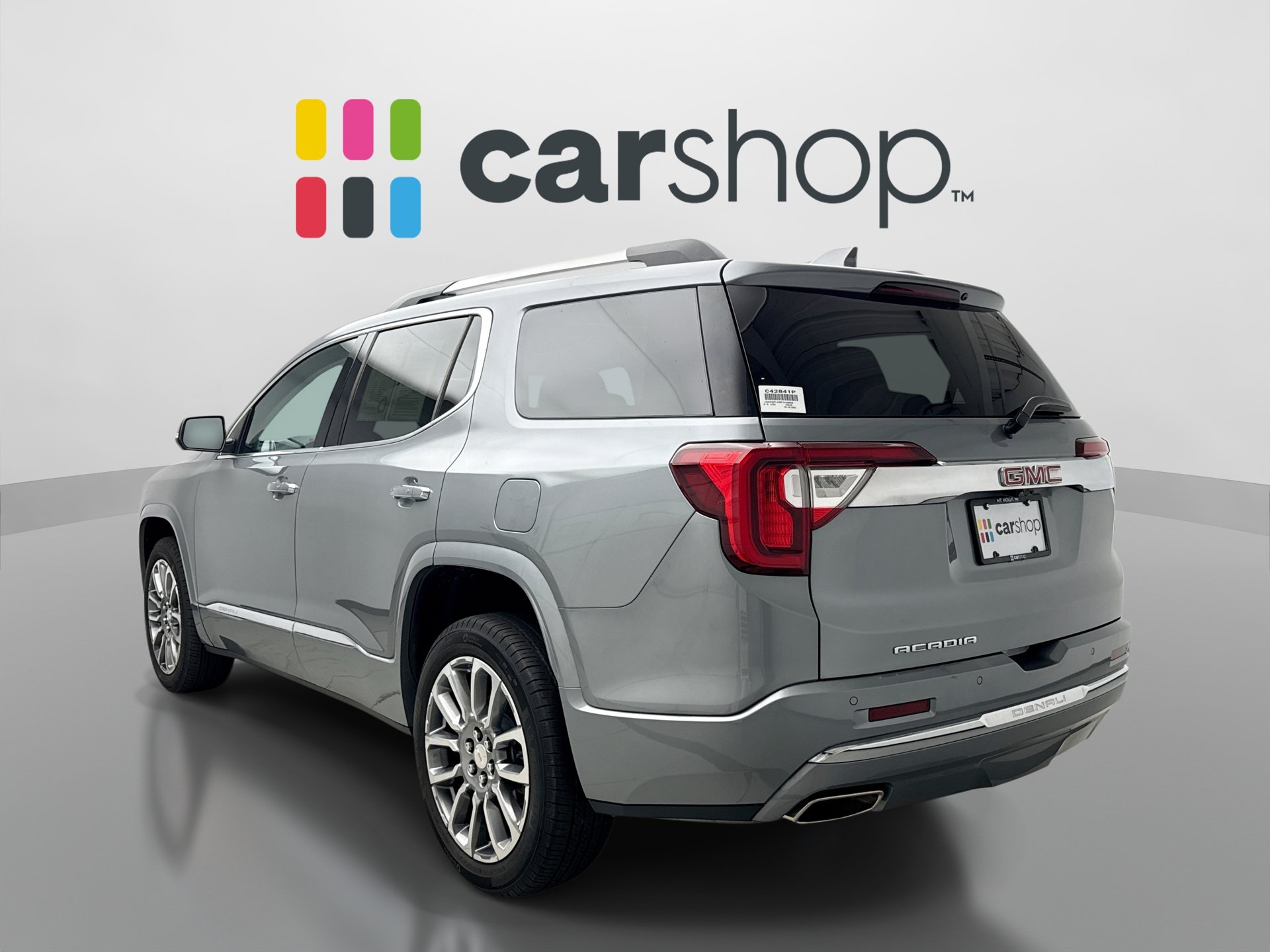 Used 2023 GMC Acadia Denali w/ Denali Ultimate Package FWD image 3