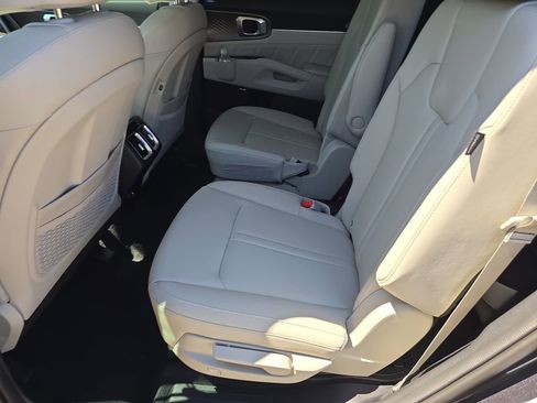 New 2026 Kia Sorento SX FWD image 17