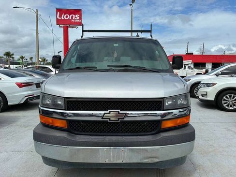 Used 2017 Chevrolet Express 3500 LT w/ LT Preferred Equipment Group image 1