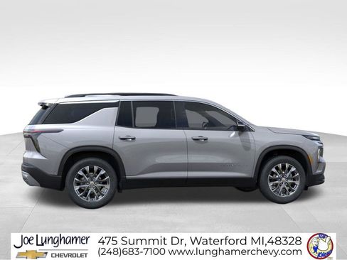 New 2026 Chevrolet Traverse LT w/ Sun and Wheel Package image 5