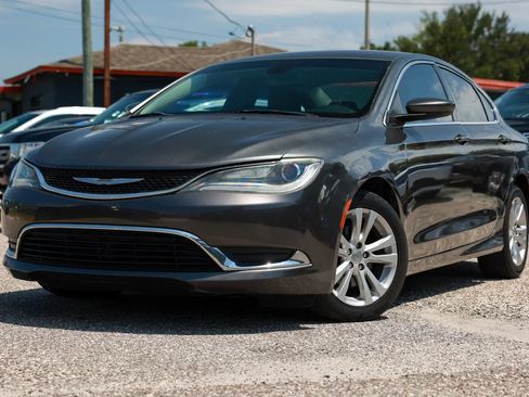 Used 2015 Chrysler 200 Limited w/ Convenience Group FWD image 1