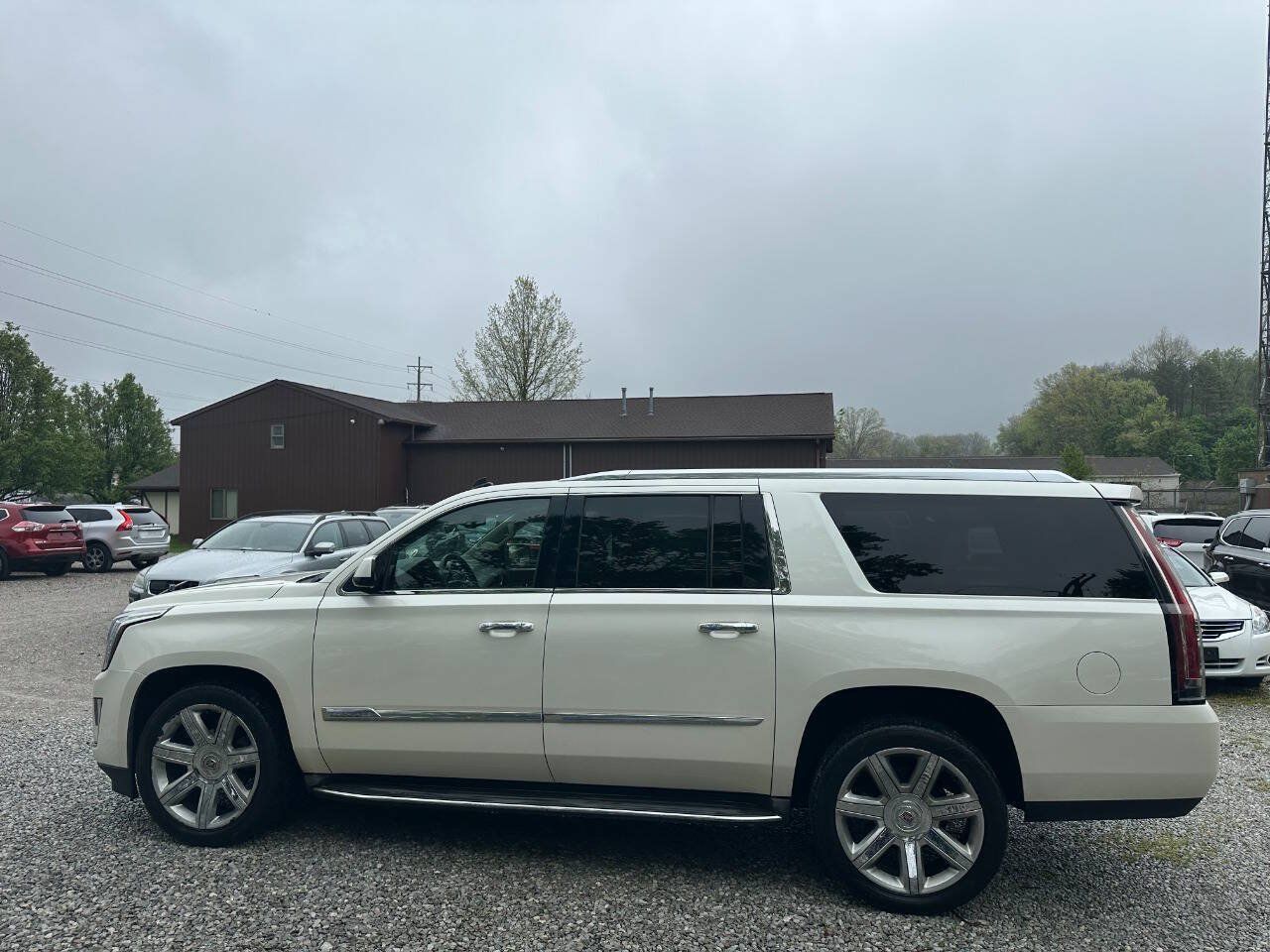 Used 2015 Cadillac Escalade ESV Luxury AWD/4WD image 8