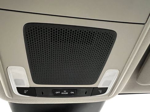 New 2025 Honda Pilot EX-L image 25