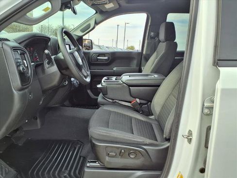 Used 2022 Chevrolet Silverado 1500 Custom image 18