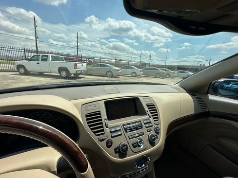 Used 2005 INFINITI Q45 w/ (P01) Premium Pkg RWD image 22