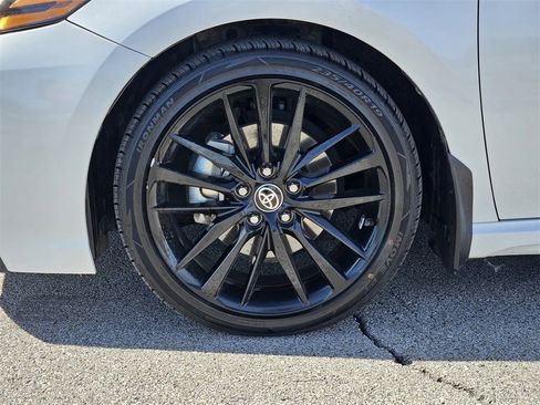 Used 2023 Toyota Camry XSE w/ Cold Weather Package image 9