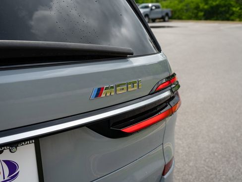 Used 2023 BMW X7 M60i w/ Executive Package AWD/4WD image 17