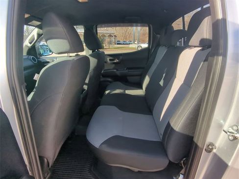 Used 2020 Toyota Tacoma TRD Sport image 23