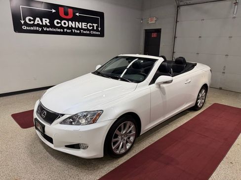 Used 2010 Lexus IS 250C image 3