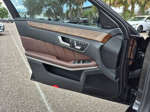 Used 2015 Mercedes-Benz E 350 4MATIC Wagon image 27
