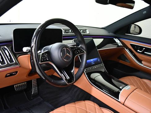 Used 2023 Mercedes-Benz S 580 4MATIC Sedan image 13