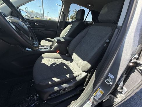 Used 2024 Chevrolet Equinox LT image 18